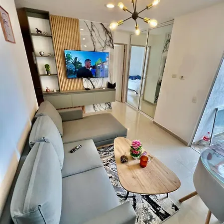 Apartamento Moderno Con Vista Al Mar En *