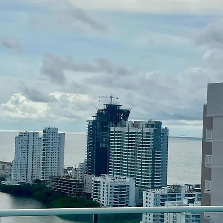 Apartamento Moderno Con Vista Al Mar En